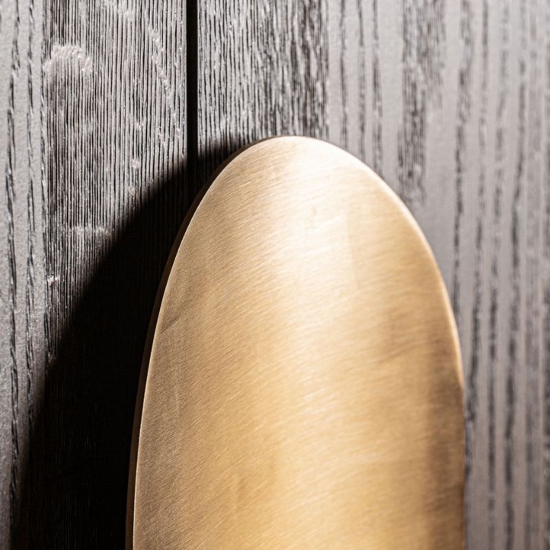 Szafa TREIGNAC drewno dębowe ze złotem